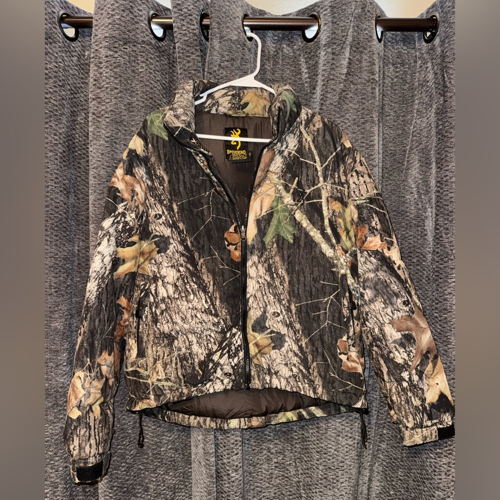Youth Medium Camouflage Jacket